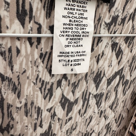 Prelude dressy blouse - Picture 3 of 4